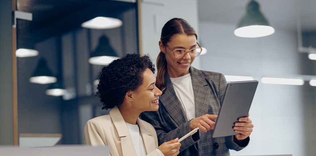 Analysts predict steady job market growth despite ongoing global economic uncertainty